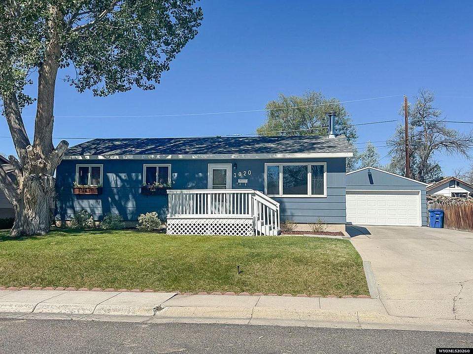 1st image of 1020 Sherry Dr