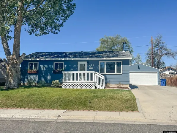 1020 Sherry Dr, Riverton, WY 82501