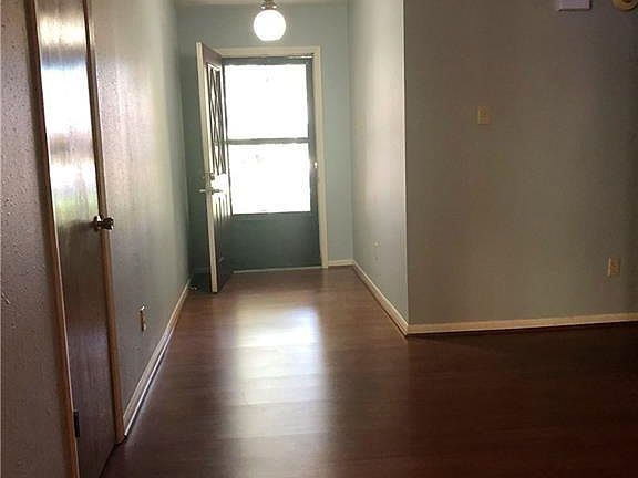 5th image of 2707 Wilderness Dr N