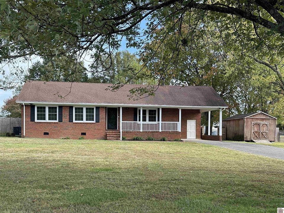 1st image of 70 Countryside Dr
