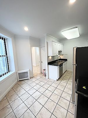 3rd image of 601 W 151st St APT 40