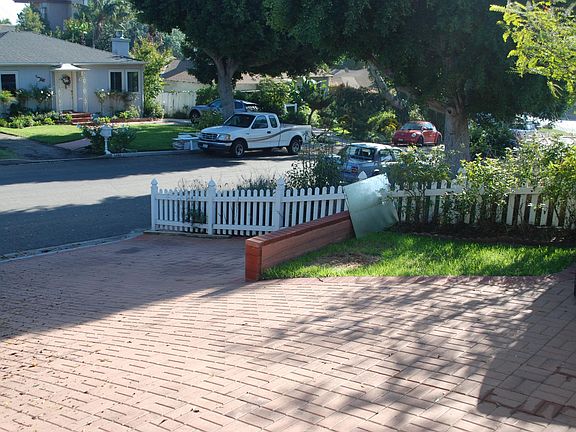4th image of 3455 S Bentley Ave