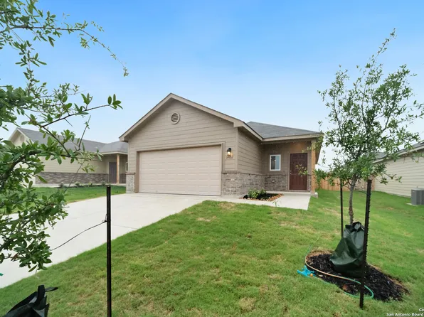 19907 Lonesome Dove, Lytle, TX 78052