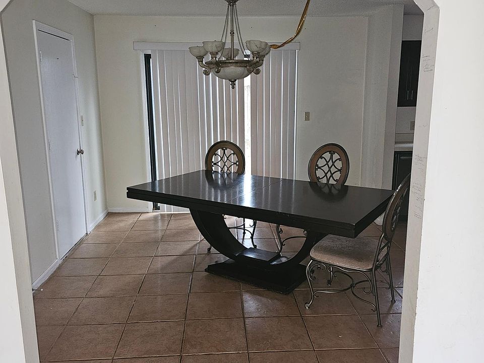 1st image of 4768 Riverine Dr