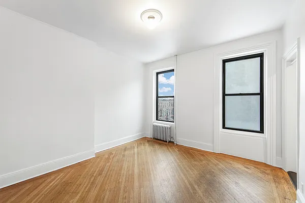 Rented by Charney Real Estate LLC | media 24