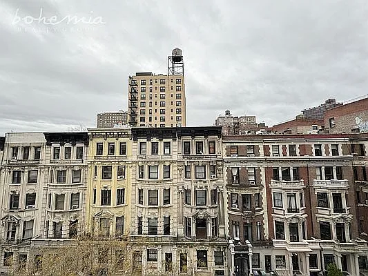 Rented by Bohemia Realty Group | media 8
