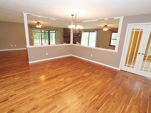 4th image of 3511 Pine Needle Pl