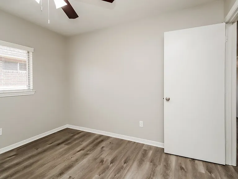 4919 Bayboro Park Dr — Photo 14