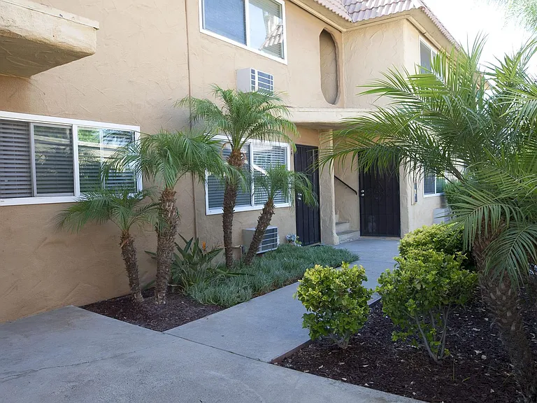 Mapleview Apartment Homes — Photo 10
