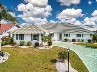 1829 Wolf Laurel Dr, Sun City Center, FL 33573