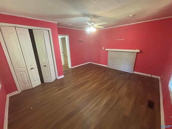 5th image of 1705 Cherry Ave