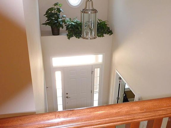 4th image of 7484 Bent Oak Ct