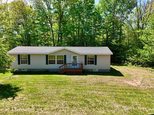 104 Pine St, Greenland Township, MI 49929