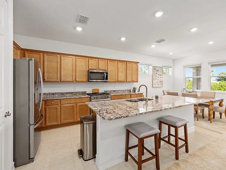 3335 NW 52nd Avenue Rd — Photo 11