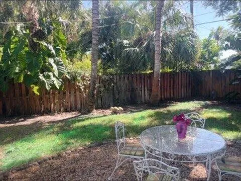 356 Orange Way — Photo 14