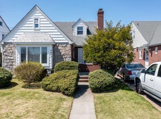 2470 Oceanside Rd, Oceanside, NY 11572