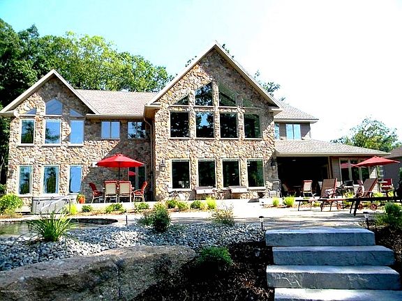 5th image of 480 Lake Dr