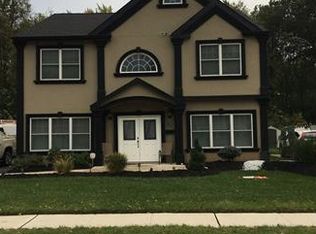 67 Ashley Rd, Edison, NJ 08817