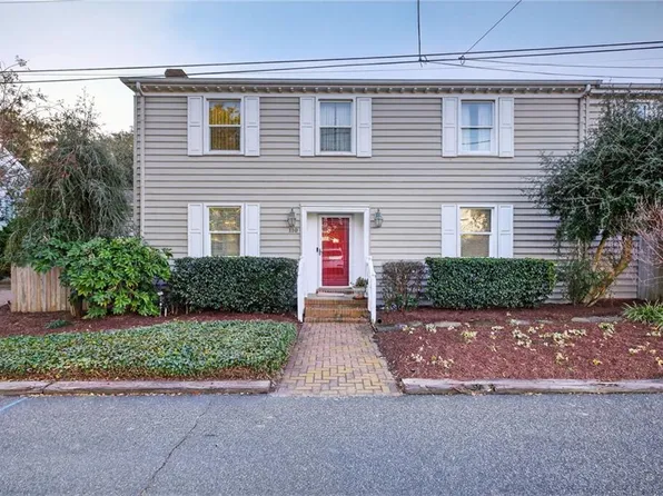 110 75th St, Virginia Beach, VA 23451