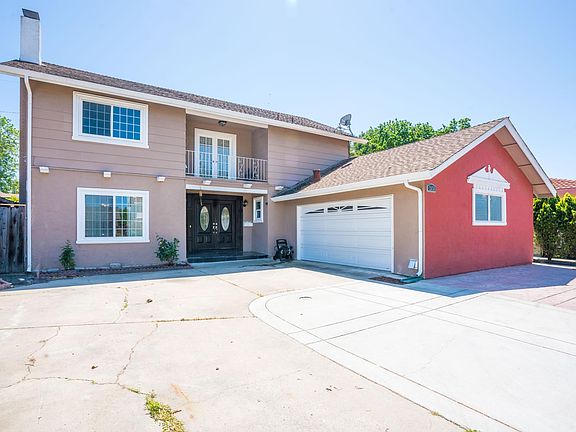 3rd image of 2676 Orinda Dr