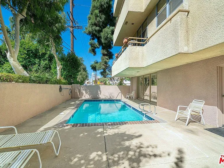 Private pool, garden, dining area in the residents