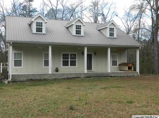 187 Fuller Rd, Trenton, GA 30752