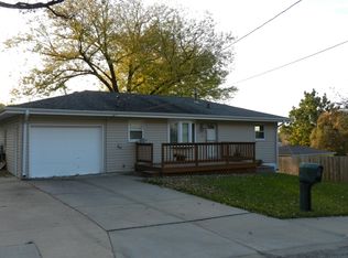 6 Bonneville Ln, Council Bluffs, IA 51503