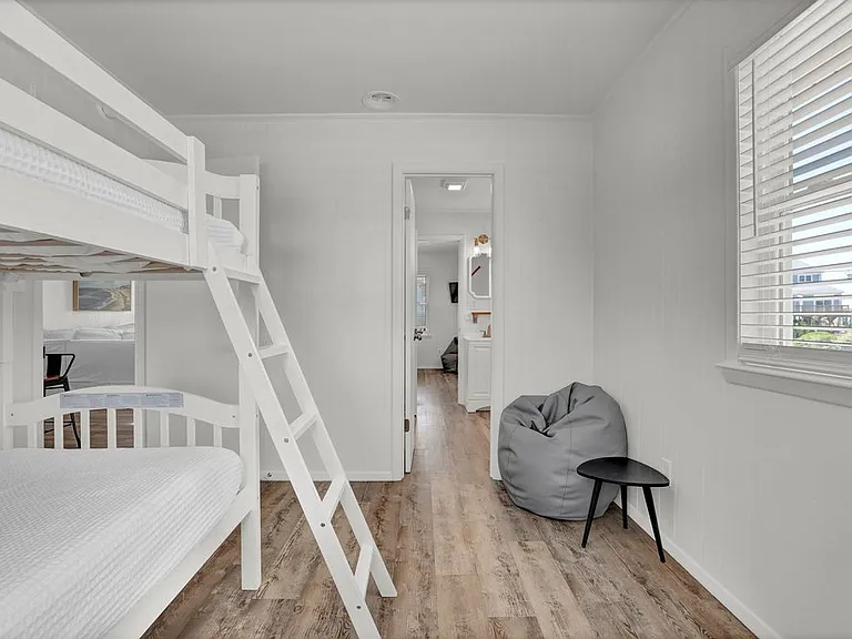 1027 S Shore Dr #A — Photo 19