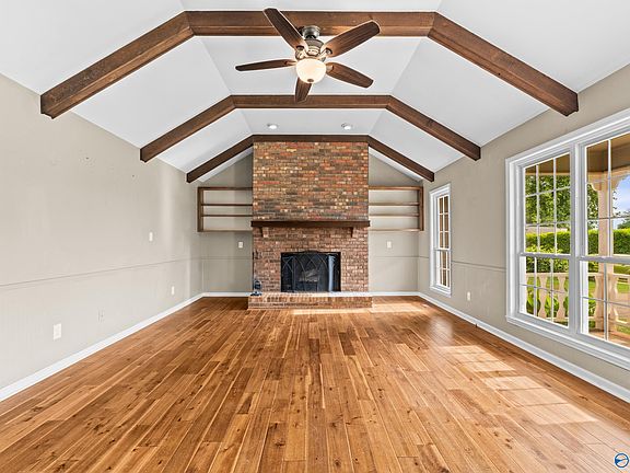 5th image of 2009 Danbury Cir SW