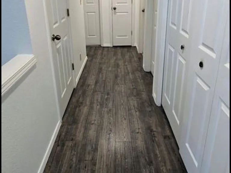 530 NW Carolyn Ln — Photo 11