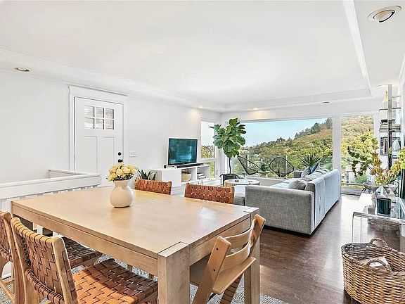 5th image of 504 Sausalito Blvd #504