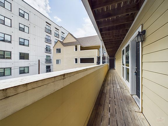2nd image of 2510 San Gabriel St APT 205