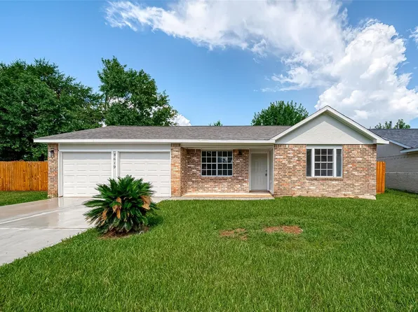 8619 Valley Meadow Dr, Houston, TX 77078
