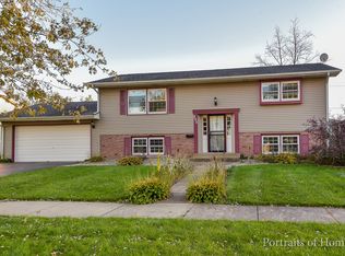 292 Hubbard Ln, Crete, IL 60417