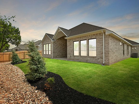 4th image of 1709 Sauterne Dr