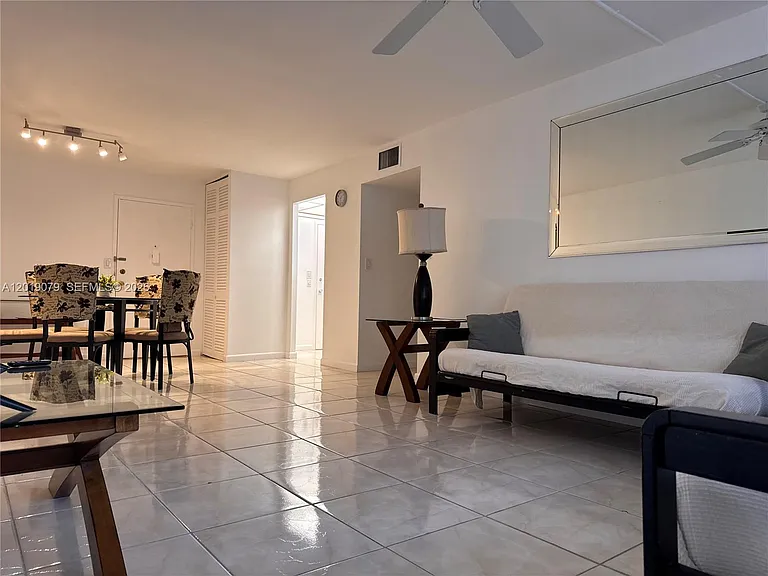 1913 S Ocean Dr #212 — Photo 13
