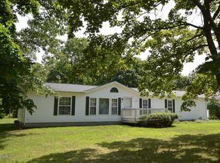 325 S Hamilton St, Lawton, MI 49065