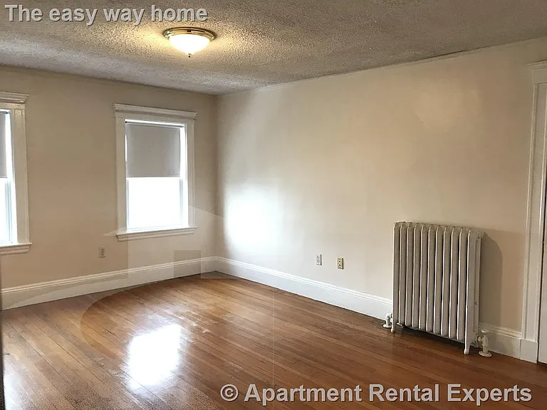 25 Lake St #1 — Photo 13