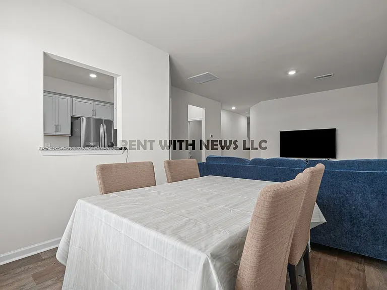 111 Starlight St — Photo 10