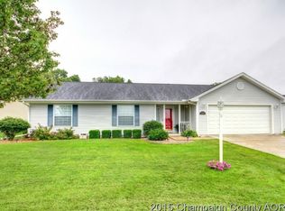 2007 Appletree Dr, Monticello, IL 61856
