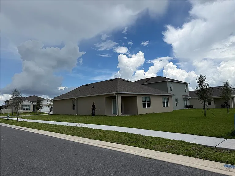 3307 Wynwood Forest Dr — Photo 29
