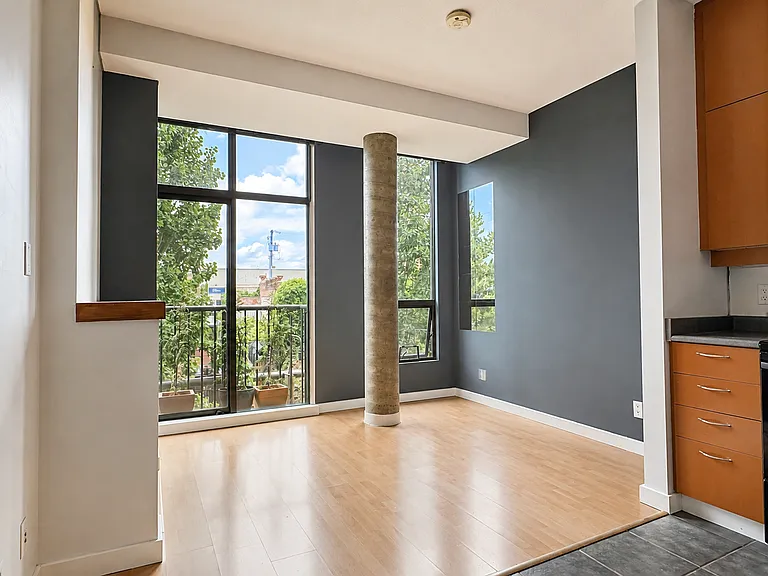 409 Swift St #215 — Photo 7