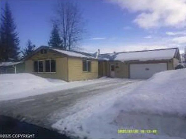 346 Hanagita St, Valdez, AK 99686