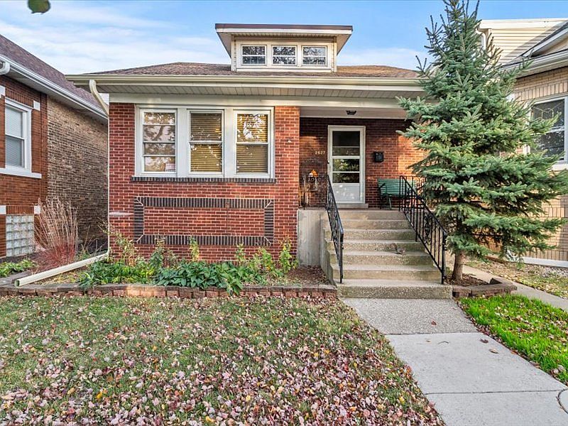 1st image of 2627 Clarence Ave
