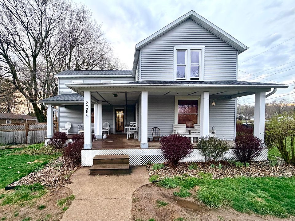 1st image of 208 S Church St