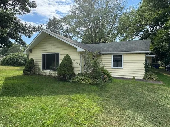 5034 N 400 W, La Porte, IN 46350