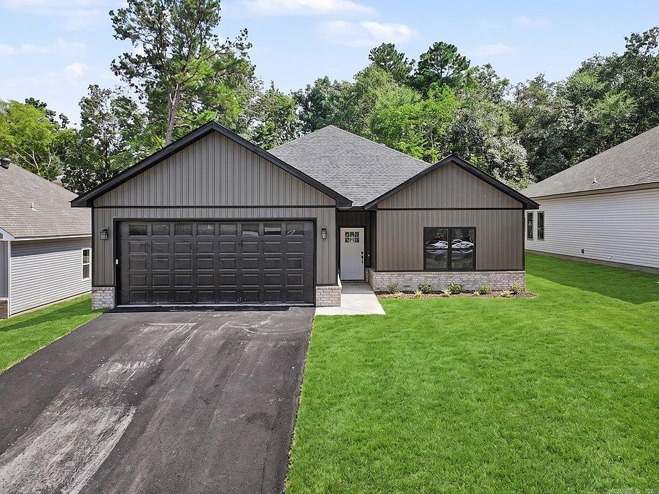 1st image of 121 Glock Ln
