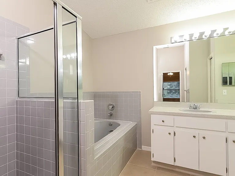 4313 Longshore Dr — Photo 9