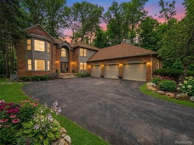 3899 Elder Rd S, West Bloomfield, MI, 48324