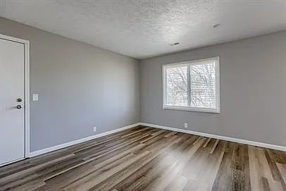 8005 S 48th Ave #7 — Photo 14